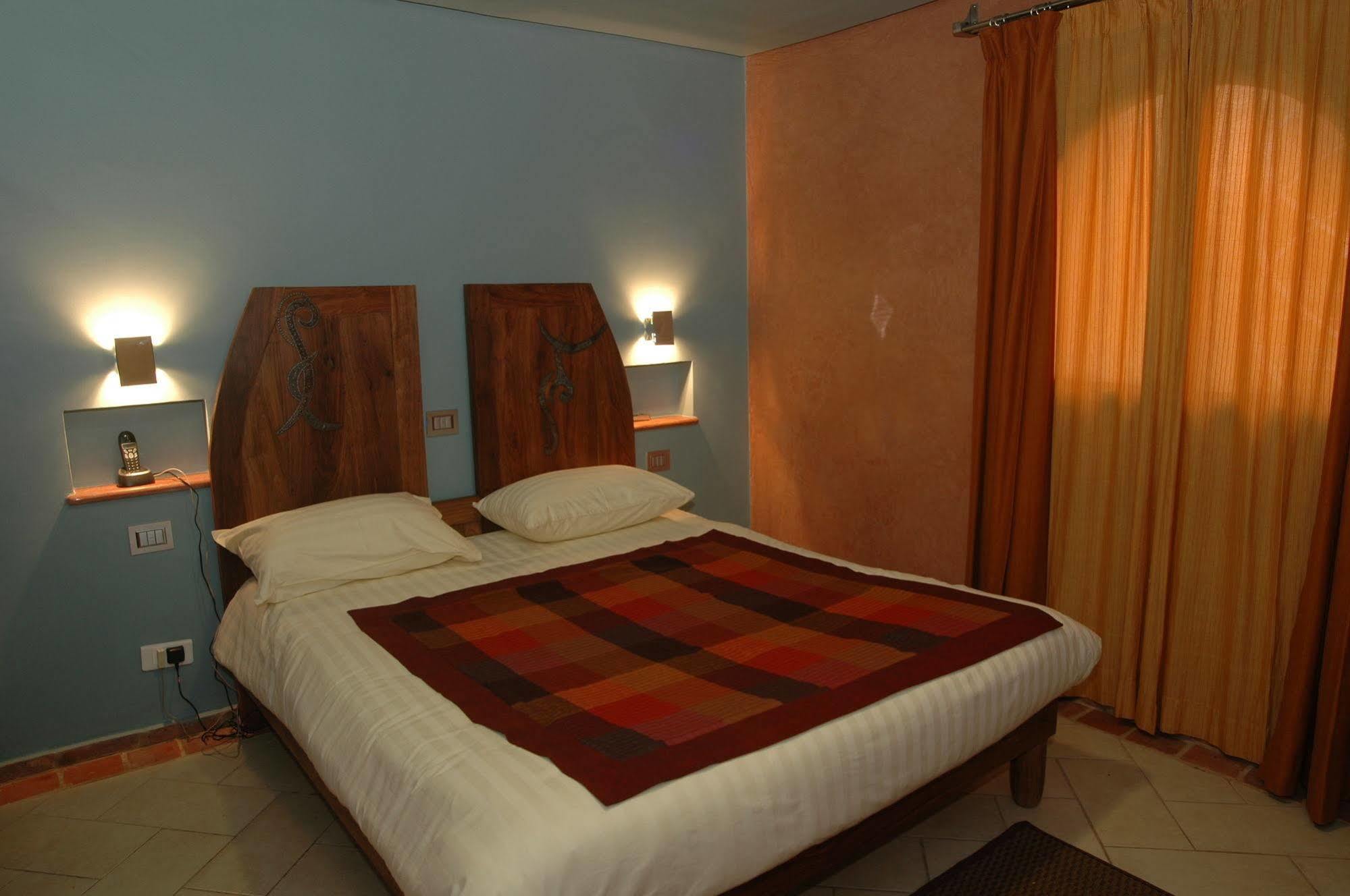 Hotel Le Djoloff Dakar Extérieur photo
