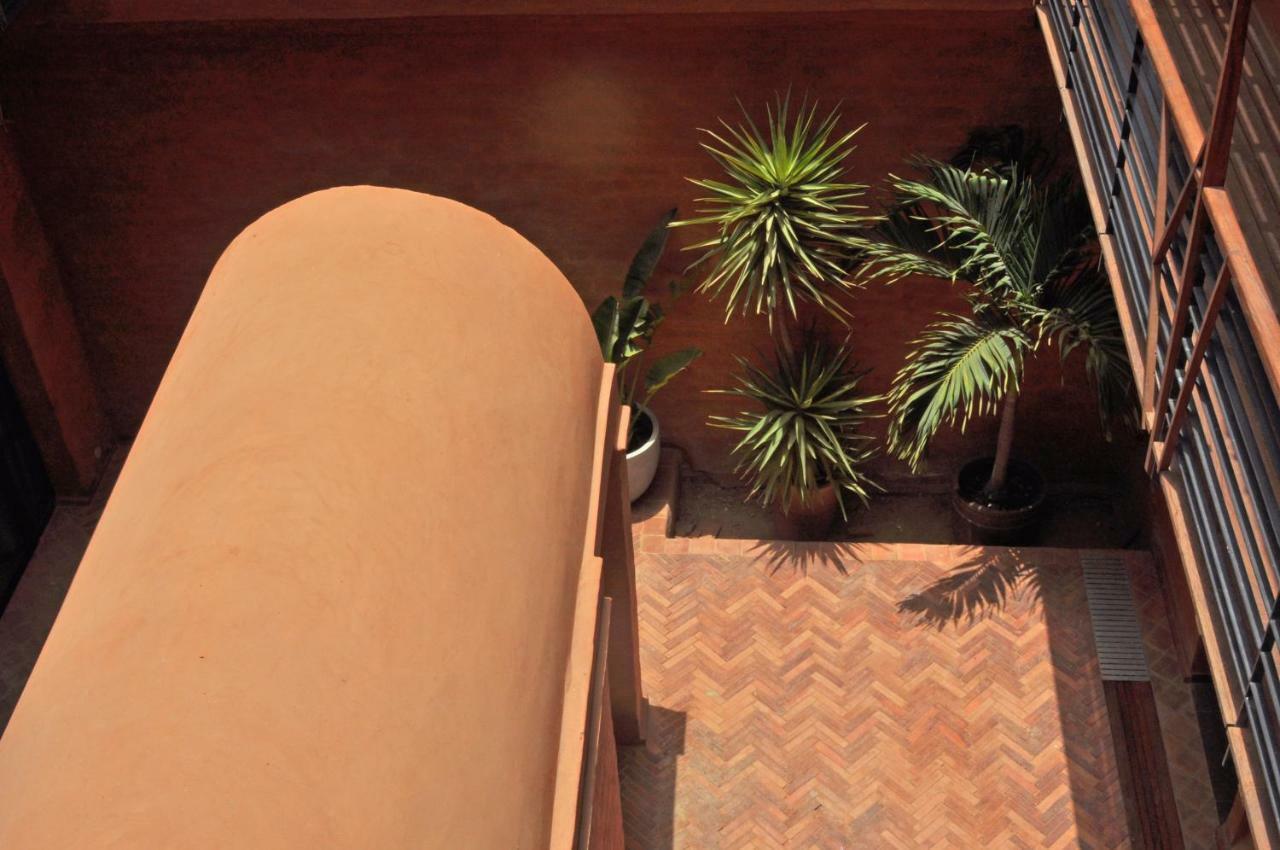 Hotel Le Djoloff Dakar Extérieur photo